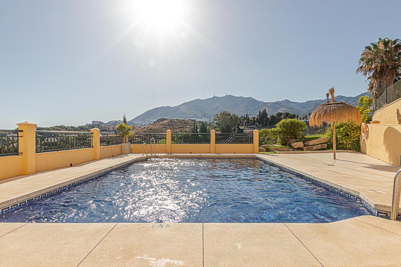 797 Holiday Rentals - Moderno Piso Para 5 Con Hermosas Vistas Benalmádena Zewnętrze zdjęcie