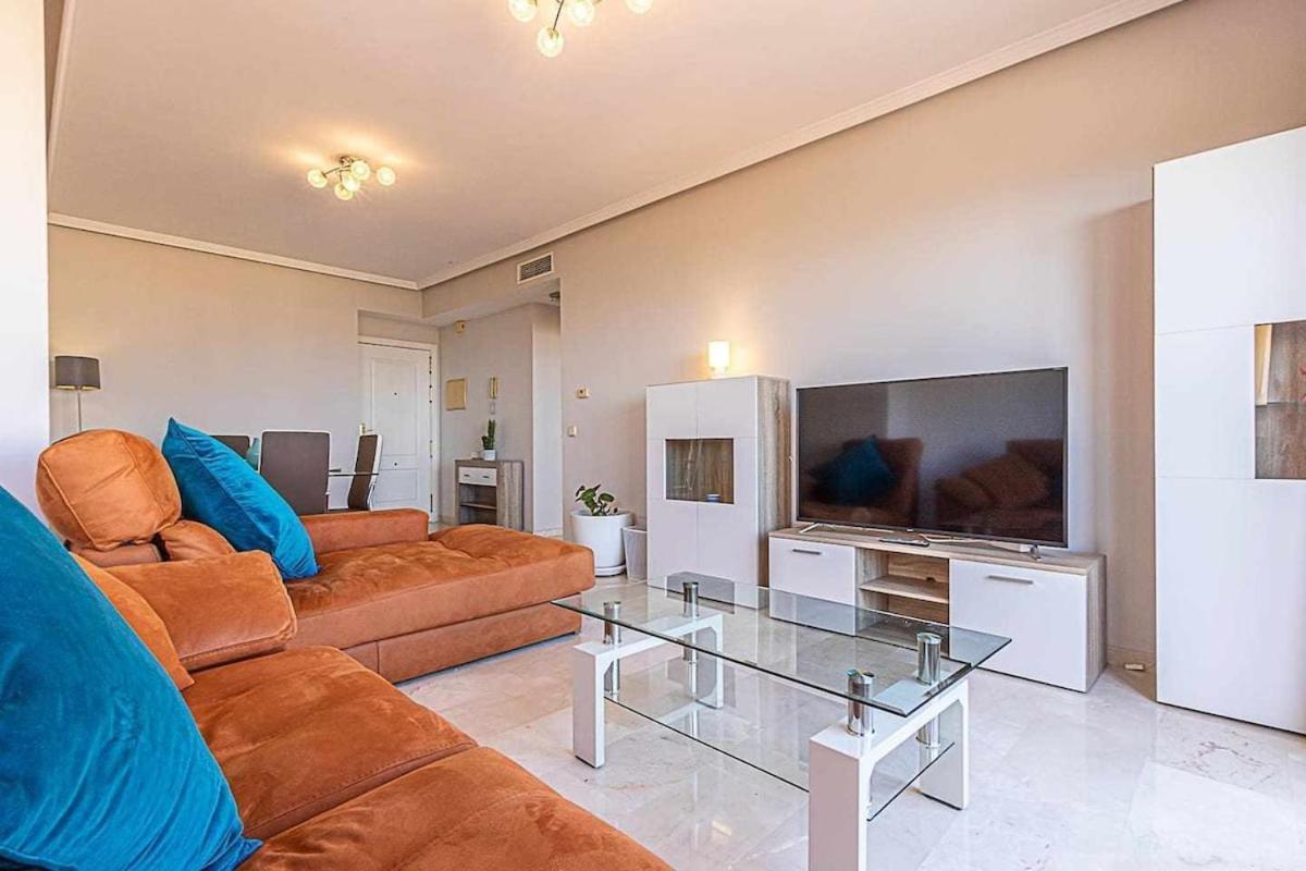 797 Holiday Rentals - Moderno Piso Para 5 Con Hermosas Vistas Benalmádena Zewnętrze zdjęcie