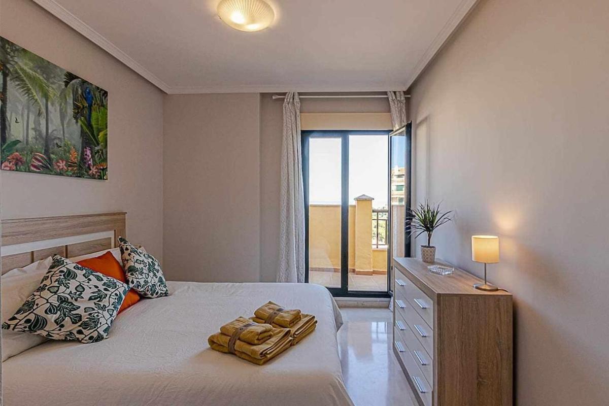 797 Holiday Rentals - Moderno Piso Para 5 Con Hermosas Vistas Benalmádena Zewnętrze zdjęcie
