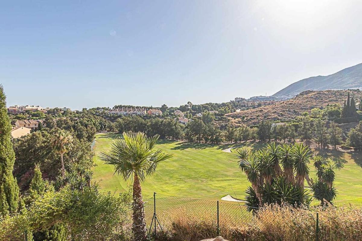 797 Holiday Rentals - Moderno Piso Para 5 Con Hermosas Vistas Benalmádena Zewnętrze zdjęcie