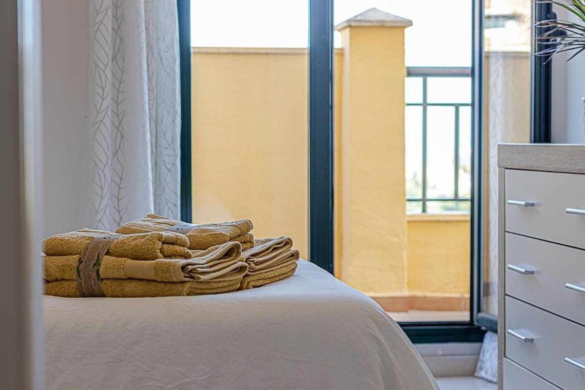 797 Holiday Rentals - Moderno Piso Para 5 Con Hermosas Vistas Benalmádena Zewnętrze zdjęcie
