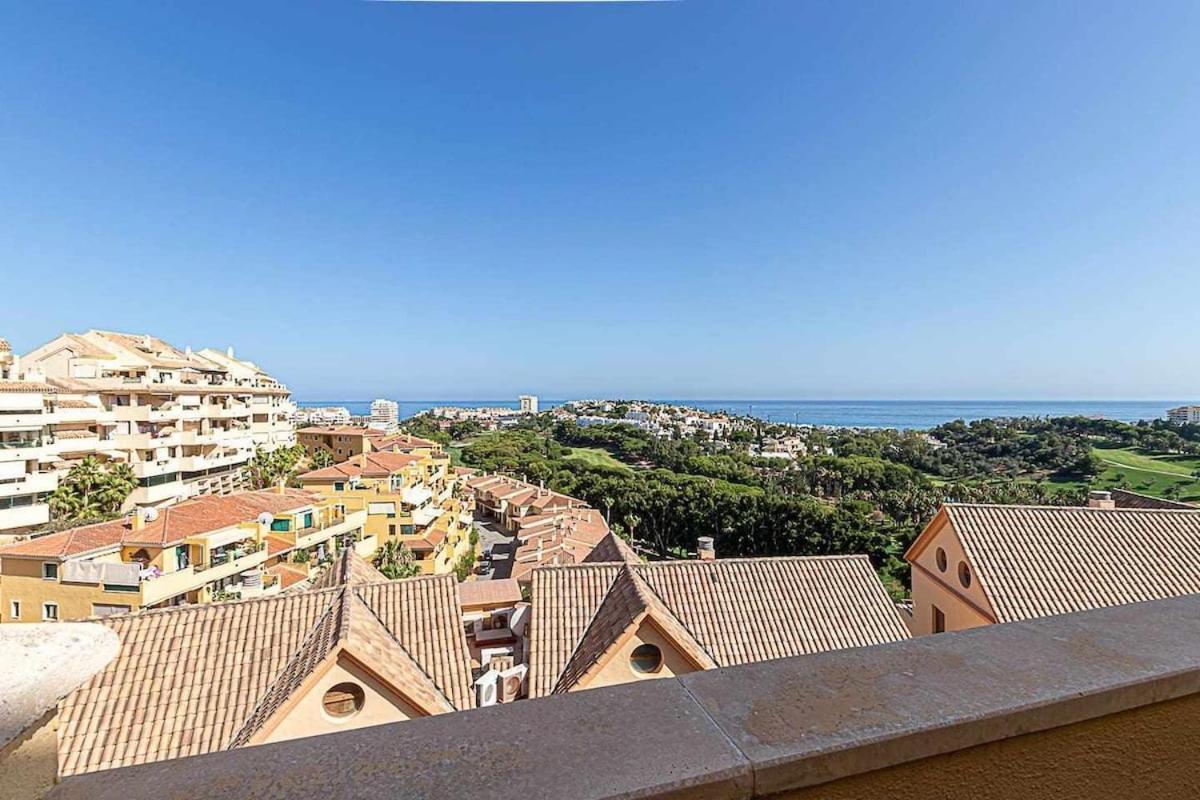 797 Holiday Rentals - Moderno Piso Para 5 Con Hermosas Vistas Benalmádena Zewnętrze zdjęcie