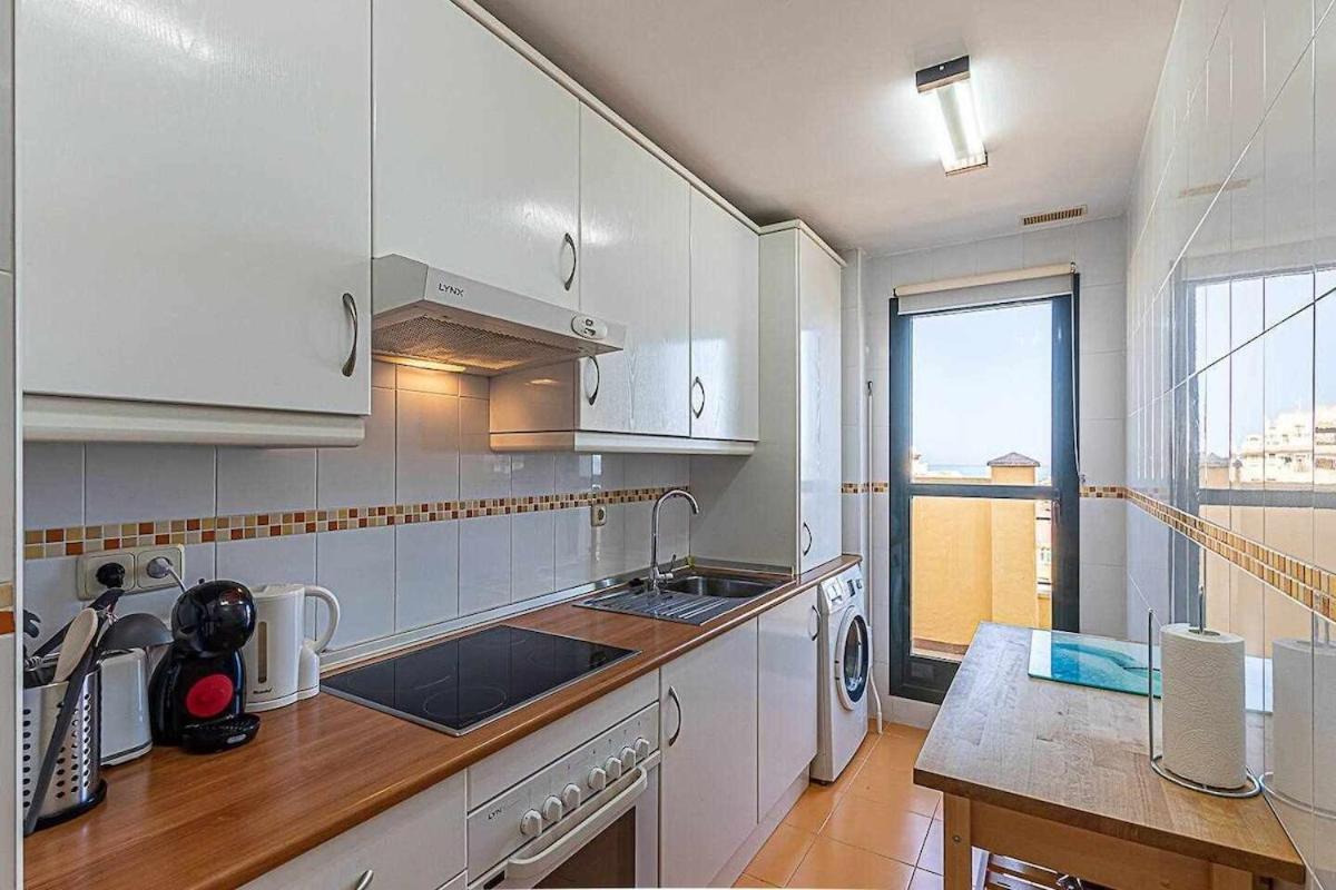 797 Holiday Rentals - Moderno Piso Para 5 Con Hermosas Vistas Benalmádena Zewnętrze zdjęcie
